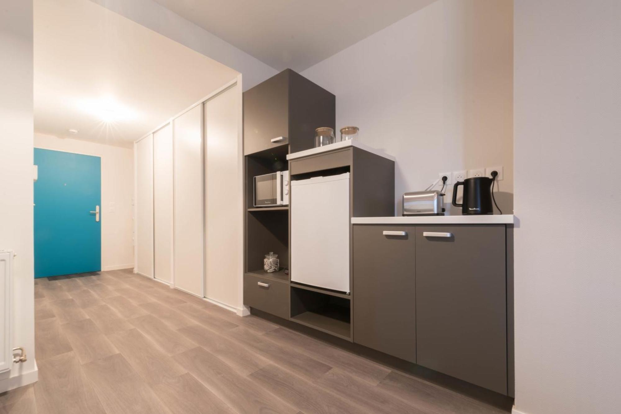 Apartament Melanie - T2 Proche Gare Le Mans Zewnętrze zdjęcie