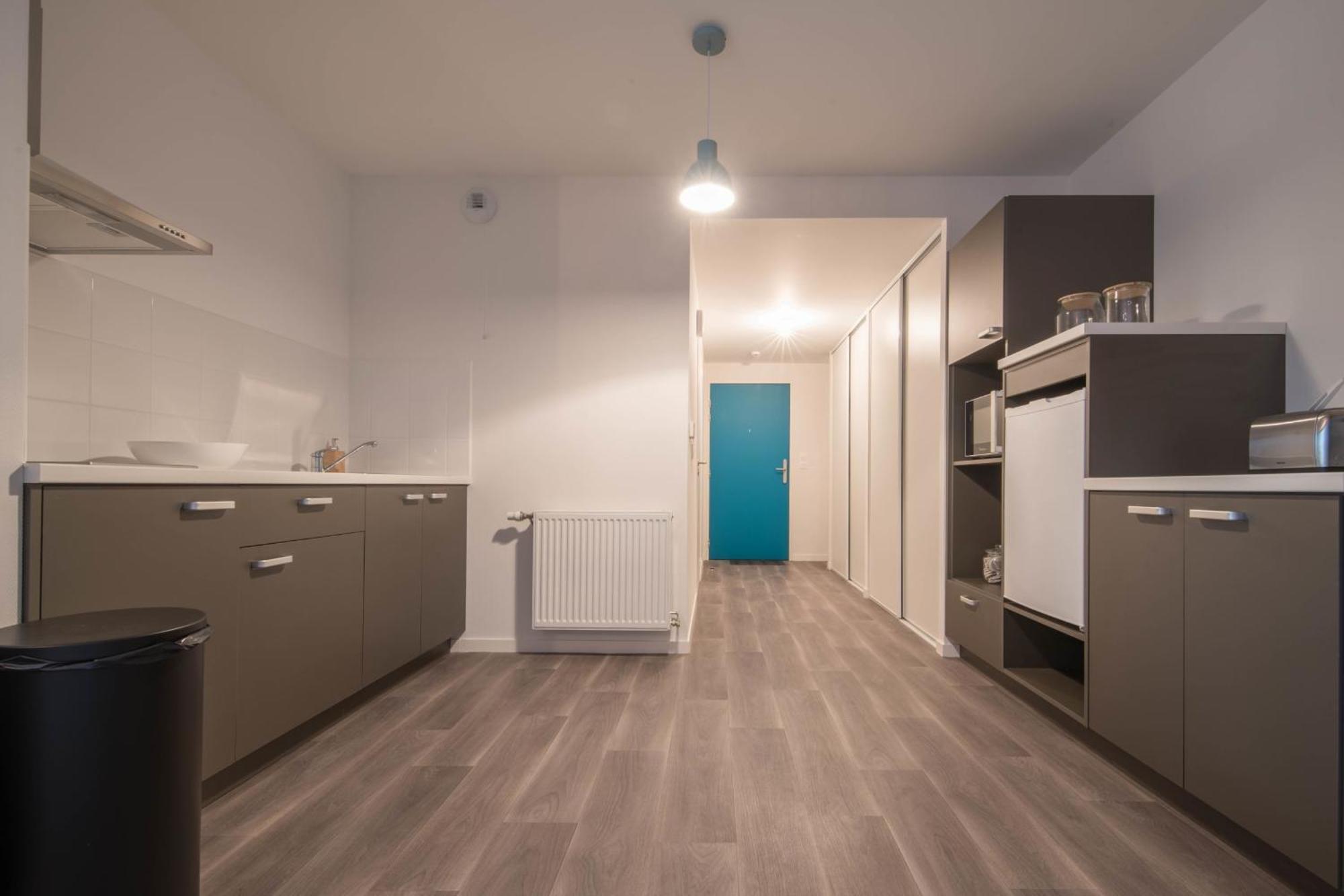 Apartament Melanie - T2 Proche Gare Le Mans Zewnętrze zdjęcie