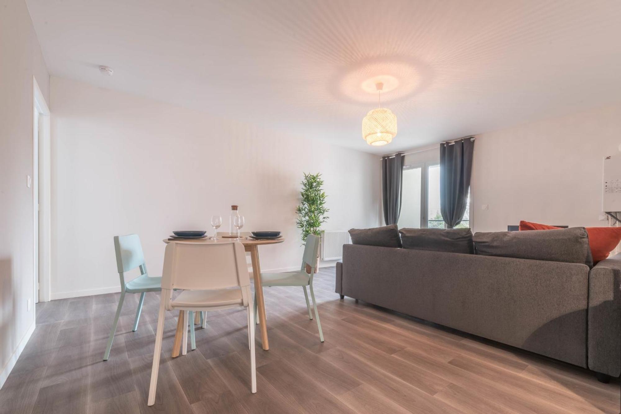 Apartament Melanie - T2 Proche Gare Le Mans Zewnętrze zdjęcie