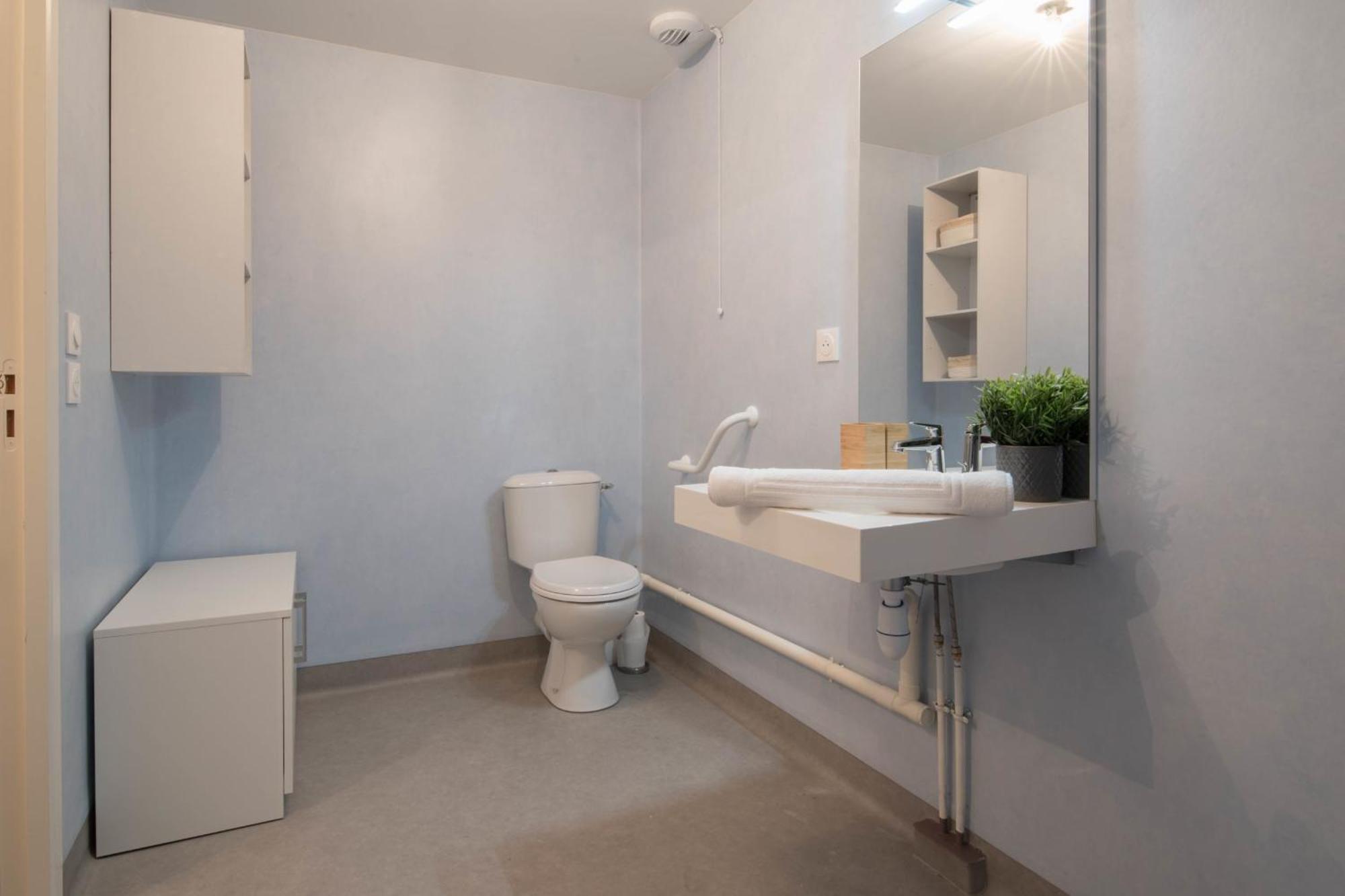 Apartament Melanie - T2 Proche Gare Le Mans Zewnętrze zdjęcie